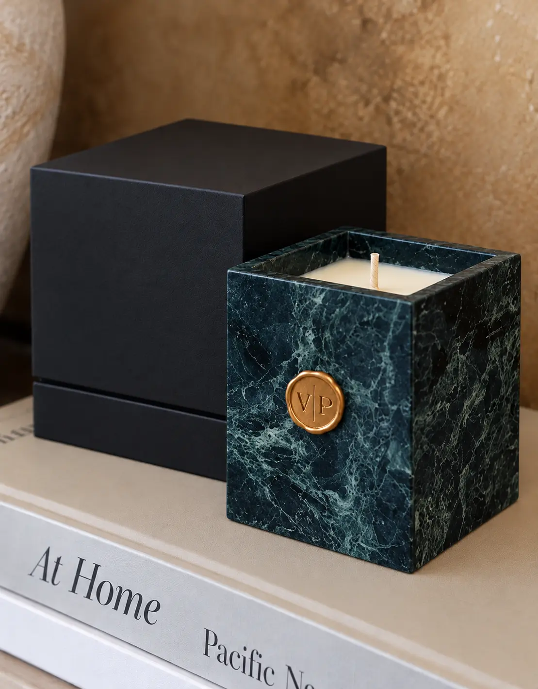 Vesper Pointe, The Reserve · Alpine green marble candle with its presentation box